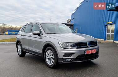 Внедорожник / Кроссовер Volkswagen Tiguan 2018 в 