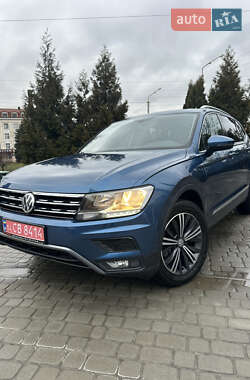 Позашляховик / Кросовер Volkswagen Tiguan 2017 в Львові