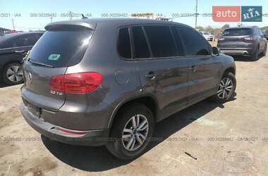 Внедорожник / Кроссовер Volkswagen Tiguan 2012 в Днепре