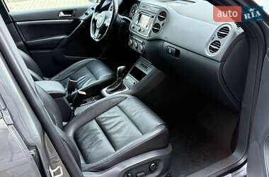 Внедорожник / Кроссовер Volkswagen Tiguan 2013 в 