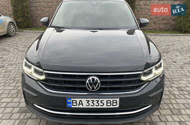 Позашляховик / Кросовер Volkswagen Tiguan 2021 в Кропивницькому