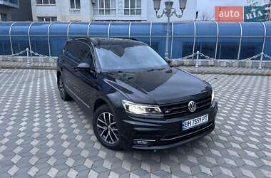 Позашляховик / Кросовер Volkswagen Tiguan 2019 в Одесі