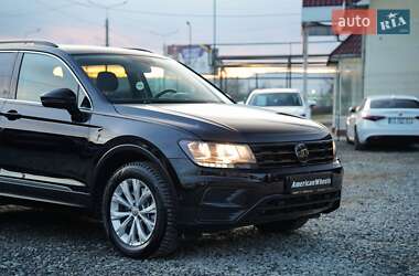 Позашляховик / Кросовер Volkswagen Tiguan 2017 в Чернівцях