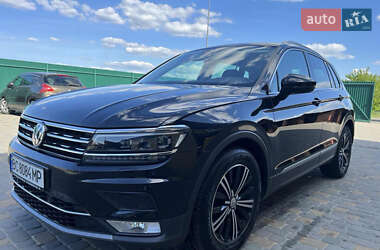 Внедорожник / Кроссовер Volkswagen Tiguan 2017 в Киеве