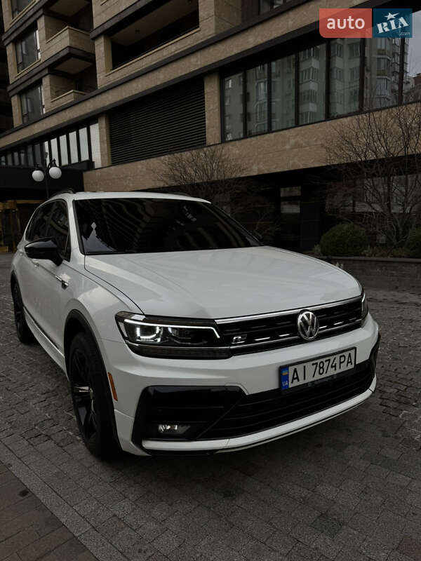 Внедорожник / Кроссовер Volkswagen Tiguan 2019 в Киеве