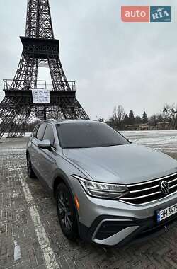 Позашляховик / Кросовер Volkswagen Tiguan 2021 в Києві