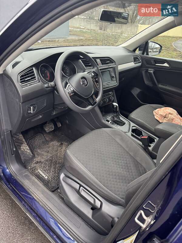 Внедорожник / Кроссовер Volkswagen Tiguan 2021 в Харькове