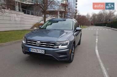 Позашляховик / Кросовер Volkswagen Tiguan 2020 в 