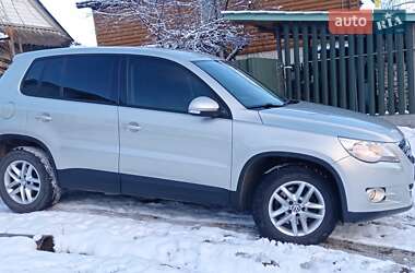 Внедорожник / Кроссовер Volkswagen Tiguan 2011 в Ивано-Франковске