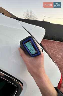 Внедорожник / Кроссовер Volkswagen Tiguan 2018 в 