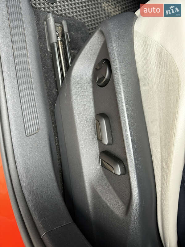 Внедорожник / Кроссовер Volkswagen Tiguan 2019 в Полтаве фото 39 Внедорожник / Кроссовер Volkswagen Tiguan 2019 в Полтаве