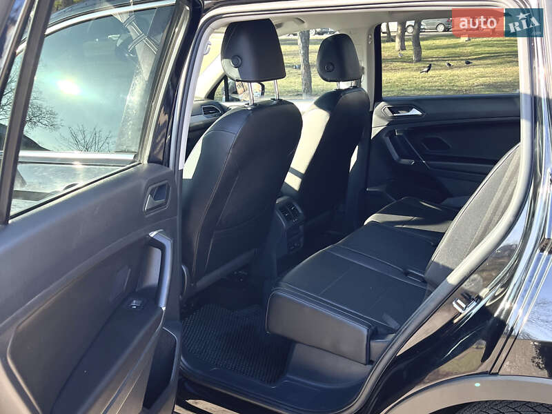 Внедорожник / Кроссовер Volkswagen Tiguan 2019 в Белой Церкви фото 17 Внедорожник / Кроссовер Volkswagen Tiguan 2019 в Белой Церкви