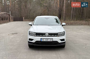 Позашляховик / Кросовер Volkswagen Tiguan 2017 в Києві