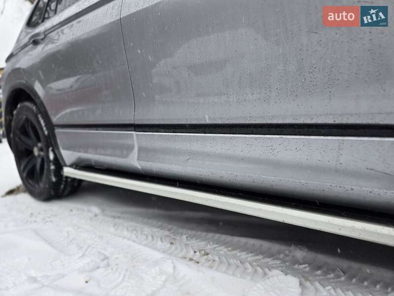Внедорожник / Кроссовер Volkswagen Tiguan 2019 в Львове