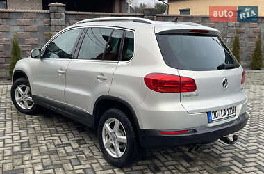 Позашляховик / Кросовер Volkswagen Tiguan 2011 в Рівному