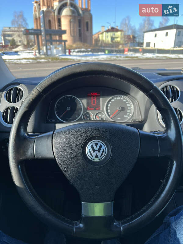Внедорожник / Кроссовер Volkswagen Tiguan 2007 в Львове фото 11 Внедорожник / Кроссовер Volkswagen Tiguan 2007 в Львове