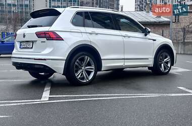 Внедорожник / Кроссовер Volkswagen Tiguan 2019 в Киеве