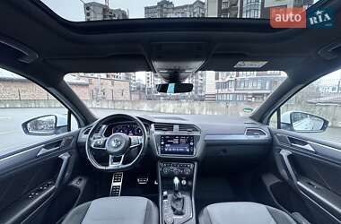 Внедорожник / Кроссовер Volkswagen Tiguan 2019 в Киеве