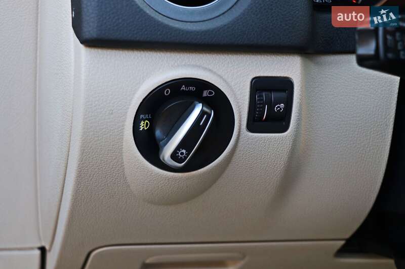 Внедорожник / Кроссовер Volkswagen Tiguan 2015 в Кременчуге