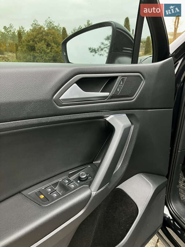 Внедорожник / Кроссовер Volkswagen Tiguan 2020 в Днепре