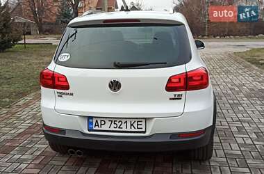 Внедорожник / Кроссовер Volkswagen Tiguan 2015 в Запорожье