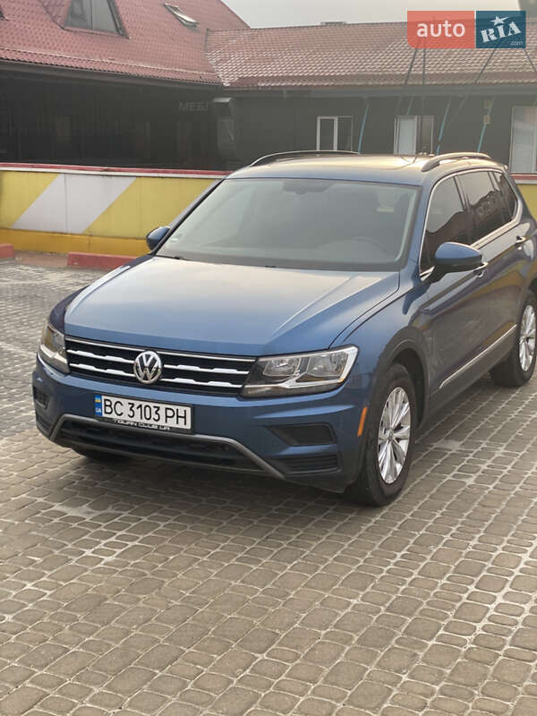 Внедорожник / Кроссовер Volkswagen Tiguan 2018 в Львове