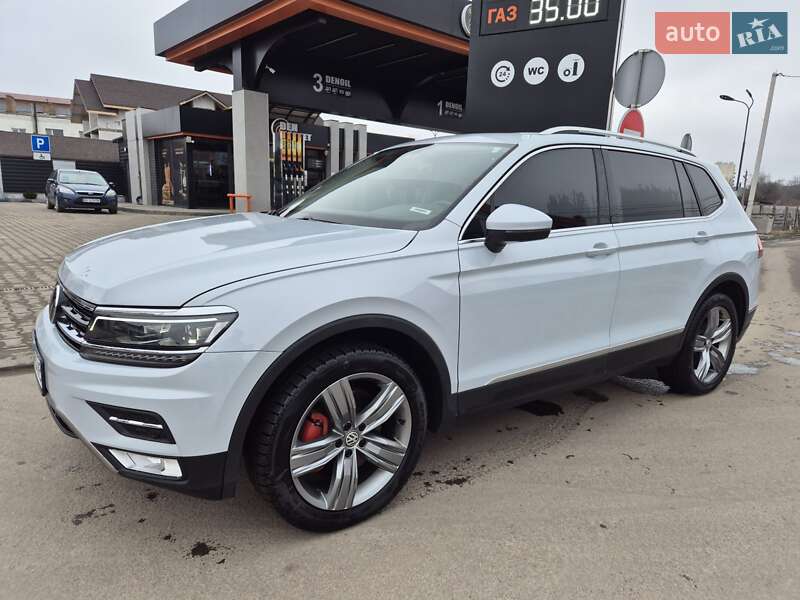 Позашляховик / Кросовер Volkswagen Tiguan 2018 в Старокостянтинові