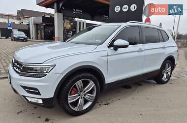 Позашляховик / Кросовер Volkswagen Tiguan 2018 в Старокостянтинові