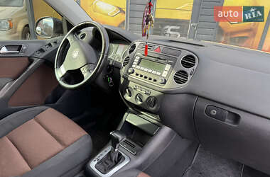 Внедорожник / Кроссовер Volkswagen Tiguan 2009 в Стрые