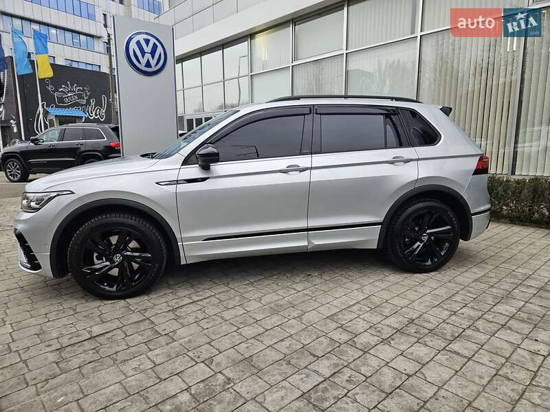 Позашляховик / Кросовер Volkswagen Tiguan 2022 в Києві