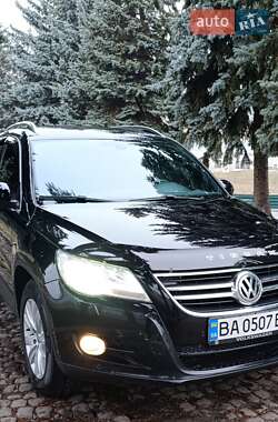 Внедорожник / Кроссовер Volkswagen Tiguan 2008 в Кропивницком