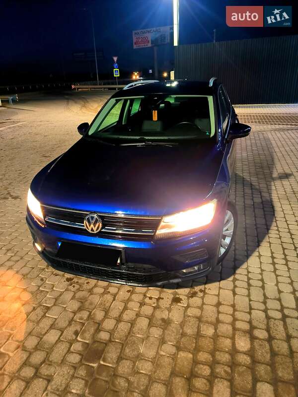 Внедорожник / Кроссовер Volkswagen Tiguan 2019 в Львове