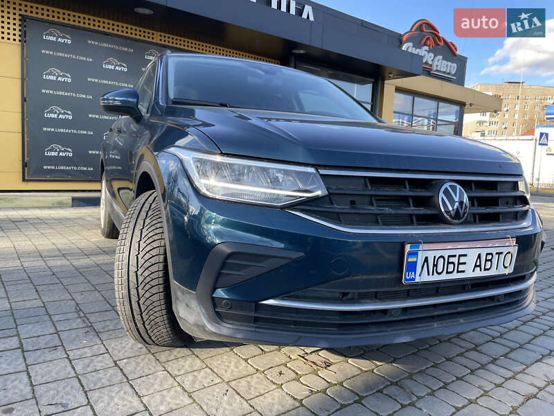 Позашляховик / Кросовер Volkswagen Tiguan 2022 в Львові