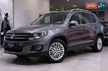 Внедорожник / Кроссовер Volkswagen Tiguan 2015 в Дрогобыче