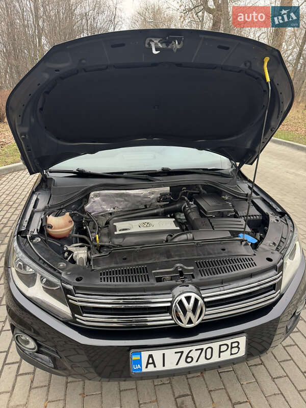 Внедорожник / Кроссовер Volkswagen Tiguan 2016 в Киеве