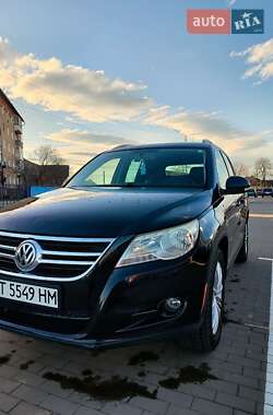 Позашляховик / Кросовер Volkswagen Tiguan 2010 в Бурштині