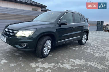 Внедорожник / Кроссовер Volkswagen Tiguan 2011 в Ужгороде