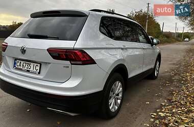 Внедорожник / Кроссовер Volkswagen Tiguan 2017 в Смеле