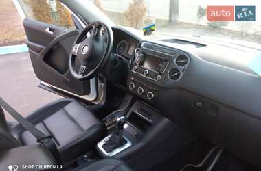 Внедорожник / Кроссовер Volkswagen Tiguan 2014 в 