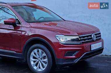 Позашляховик / Кросовер Volkswagen Tiguan 2018 в Одесі