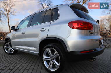 Позашляховик / Кросовер Volkswagen Tiguan 2016 в 