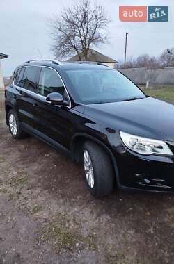 Позашляховик / Кросовер Volkswagen Tiguan 2008 в Києві