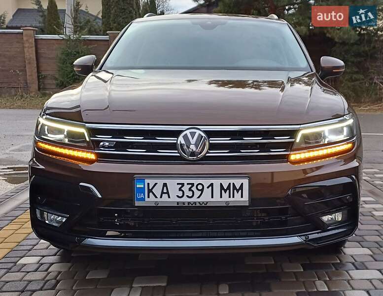 Позашляховик / Кросовер Volkswagen Tiguan 2017 в Києві