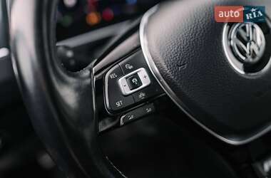 Внедорожник / Кроссовер Volkswagen Tiguan 2019 в 