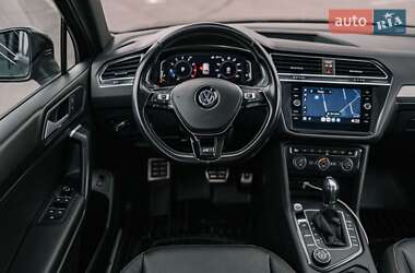 Внедорожник / Кроссовер Volkswagen Tiguan 2019 в 