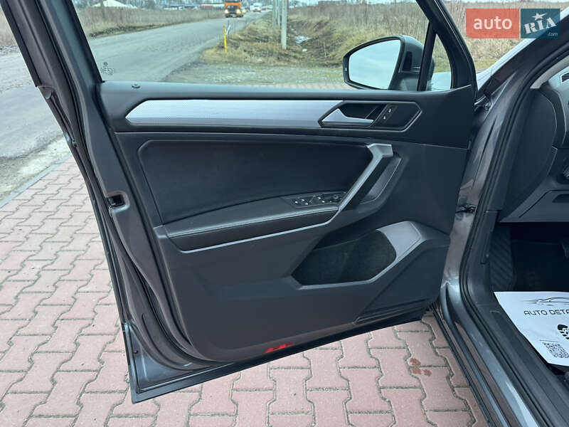 Позашляховик / Кросовер Volkswagen Tiguan 2022 в Києві