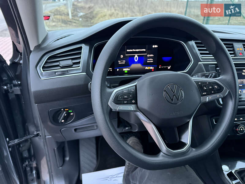 Позашляховик / Кросовер Volkswagen Tiguan 2022 в Києві