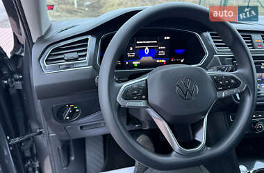 Позашляховик / Кросовер Volkswagen Tiguan 2022 в Рівному