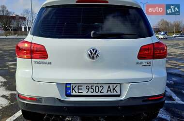 Внедорожник / Кроссовер Volkswagen Tiguan 2014 в Днепре