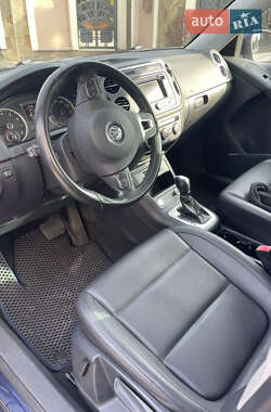Позашляховик / Кросовер Volkswagen Tiguan 2014 в 
